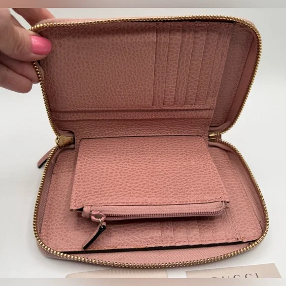 Gucci Interlocking G zip-around wallet - light pink leather + FREE COA! - Picture 4 of 10